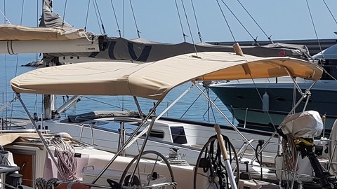 Bavaria 44