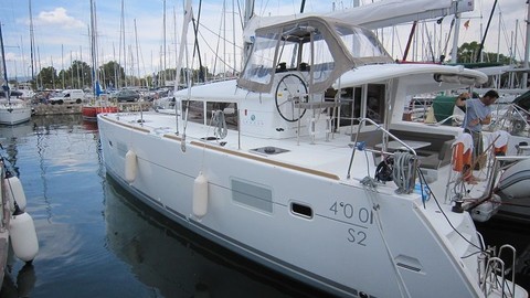 Lagoon 400 S2