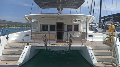 Lagoon 450 F