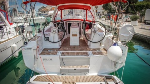 Beneteau Oceanis 35