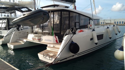 Lagoon 42