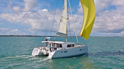 Lagoon 400