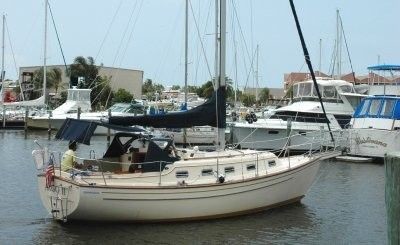 Island gypsy 32 sedan