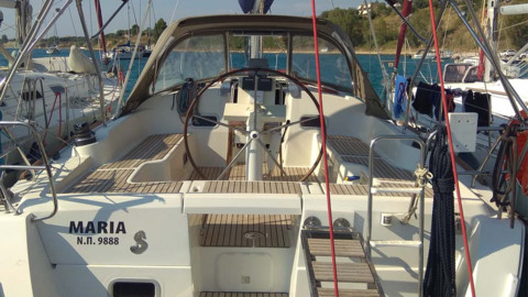 Beneteau Oceanis 37