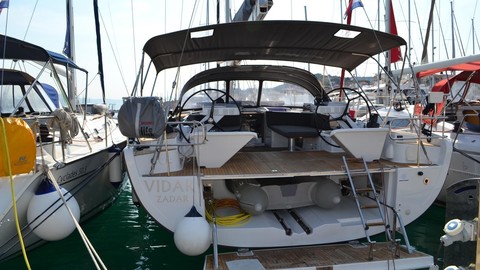 Hanse 575