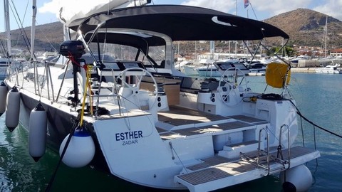 Beneteau Oceanis 55