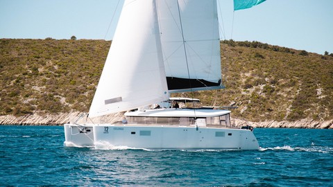 Lagoon 42