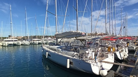 Beneteau Oceanis 46