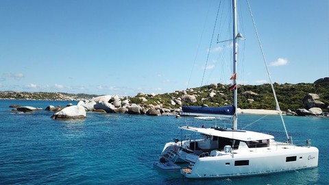 Lagoon 42