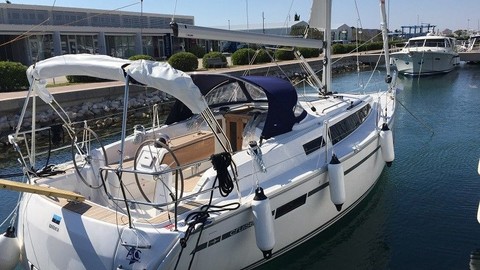 Bavaria CRUISER 34