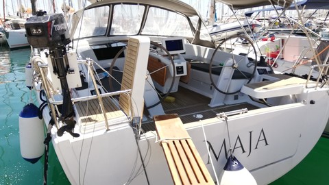 Hanse 418