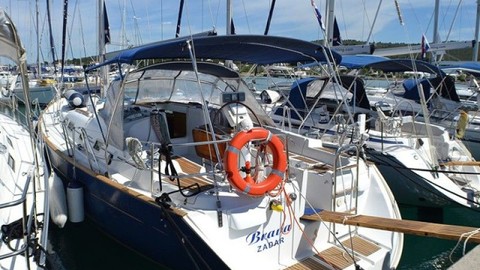 Beneteau Oceanis Clipper 423