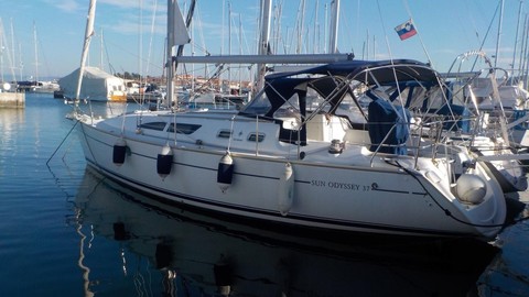Jeanneau Sun Odyssey 37