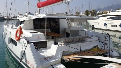 Fountaine Pajot Astréa 42