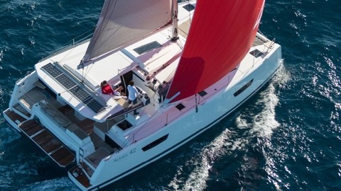 Fountaine Pajot Astréa 42