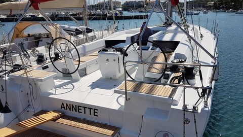 Beneteau Oceanis 51.1