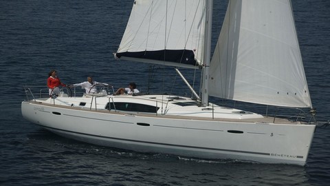 Beneteau Oceanis 43