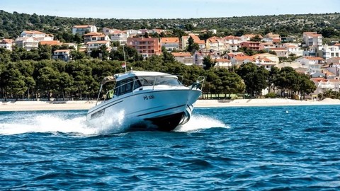 Jeanneau Merry Fisher 795