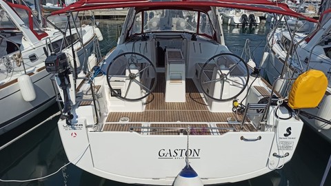 Beneteau Oceanis 35