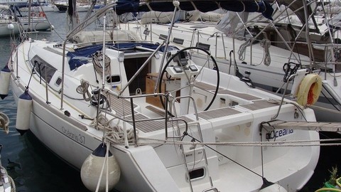 Beneteau Oceanis 37