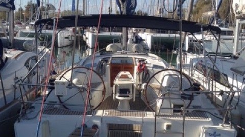 Beneteau Oceanis 43