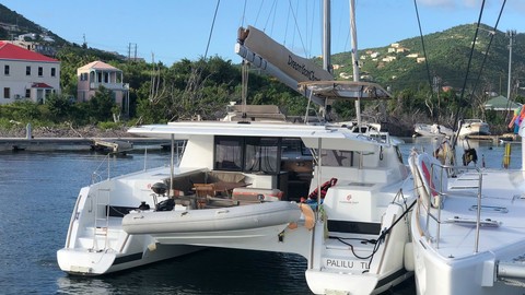 Fountaine Pajot Helia 44