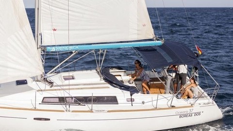 Beneteau Oceanis 37