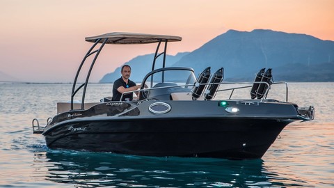 Prins van oranje 700 black edition - new