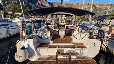 Beneteau Oceanis 48