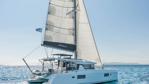 Lagoon 42