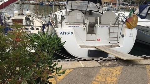 Beneteau Oceanis 54