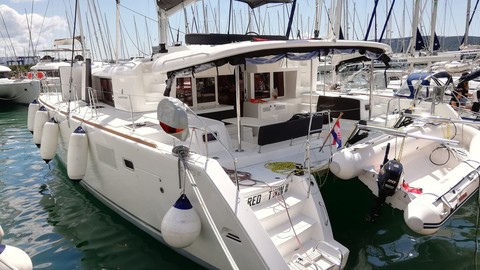 Lagoon 450 F