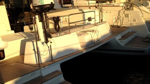 Lagoon 42