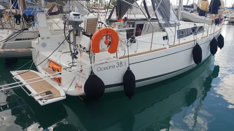Beneteau Oceanis 38.1
