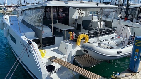 Fountaine Pajot Astréa 42