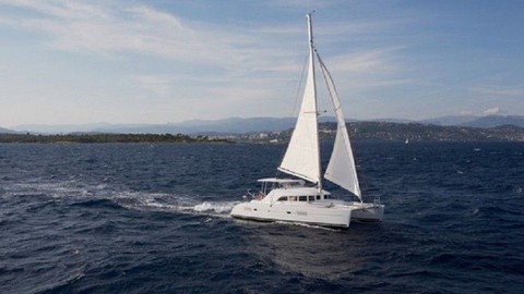 Lagoon 380 S2