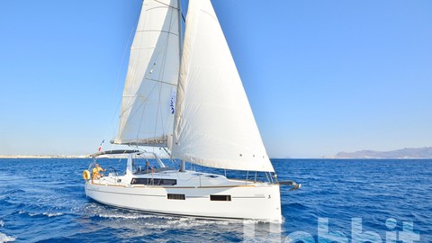 Beneteau Oceanis 35