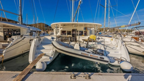 Lagoon 450 F