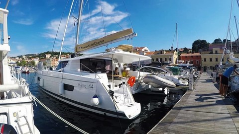 Fountaine Pajot Helia 44