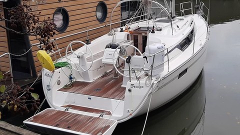 Bavaria CRUISER 34
