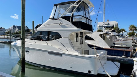 Silverton 33 Convertible