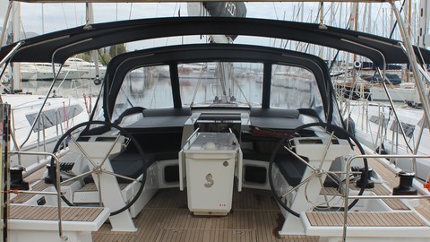 Beneteau Oceanis 51.1