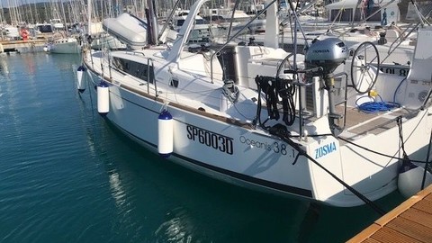 Beneteau Oceanis 38.1