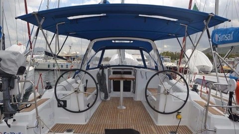 Beneteau Oceanis 38