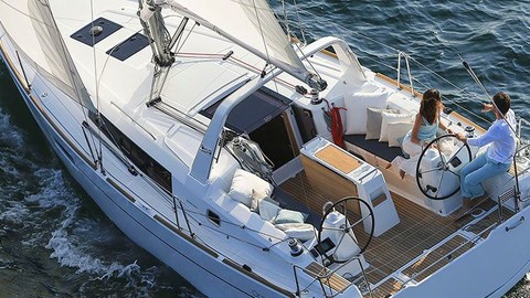 Beneteau Oceanis 35