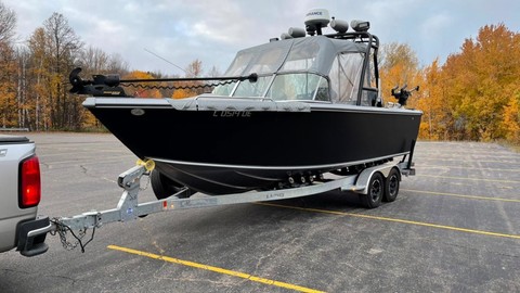 Lund Boats 2275 Baron Sport