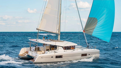 Lagoon 42