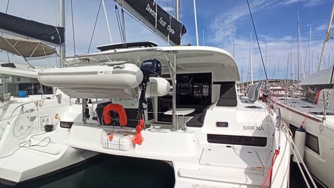 Lagoon 42