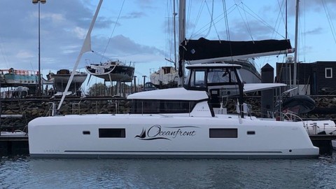 Lagoon 42