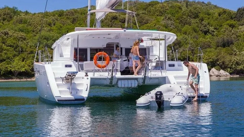 Lagoon 450 F